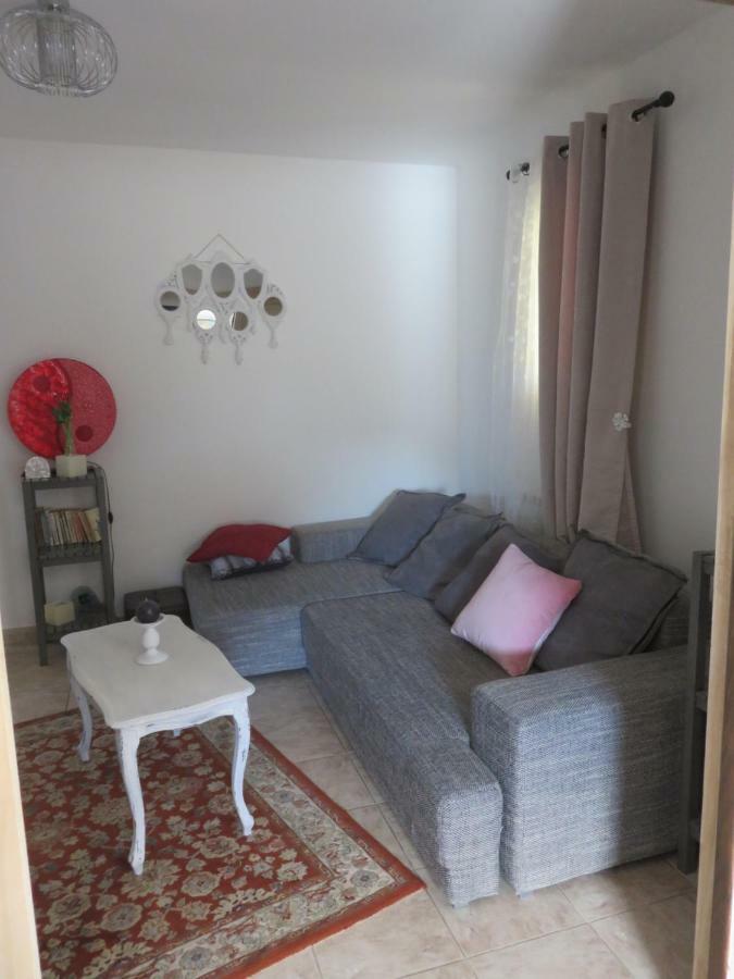 charmant appartement Saint Gély Cornillon Exterior foto